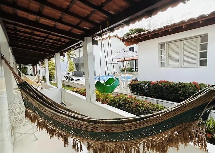 Casa 4/4, Cond. Fechado Com Piscina-150M2