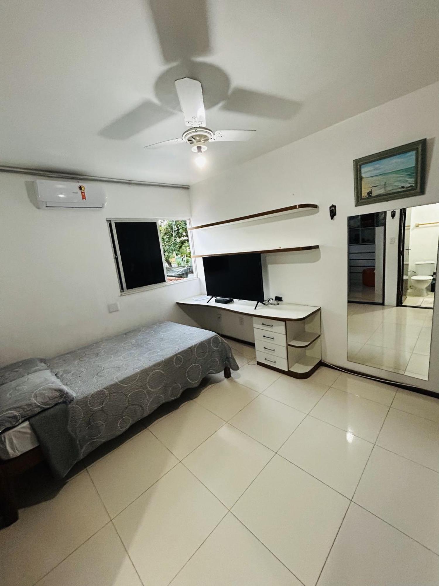 Holiday home Casa 4/4, Cond. Fechado Com Piscina-150m2